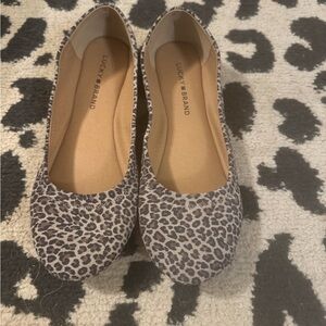 New, never worn Lucky Brand leopard flats. Size 7.5